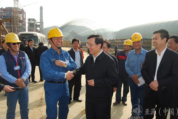 2013年4月24日下午，江西省新任省委書記強衛(wèi)蒞臨亞泥（中國）下轄之江西亞東公司二廠考察調(diào)研，亞泥（中國）執(zhí)行長吳中立親自在二廠熱情接待。